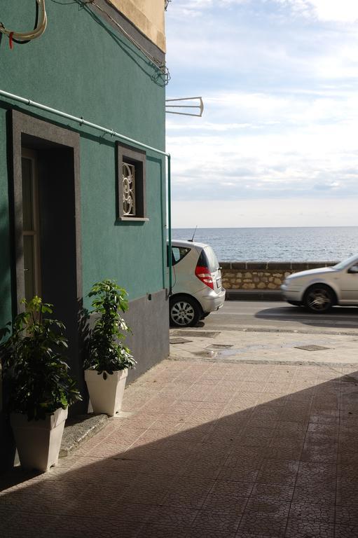 La Casa Dei Nonni Lejlighed Giardini Naxos Værelse billede