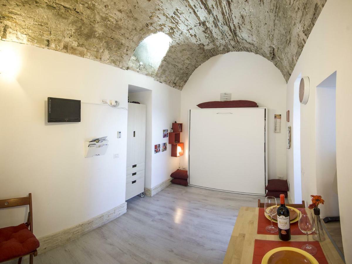 La Casa Dei Nonni Lejlighed Giardini Naxos Eksteriør billede