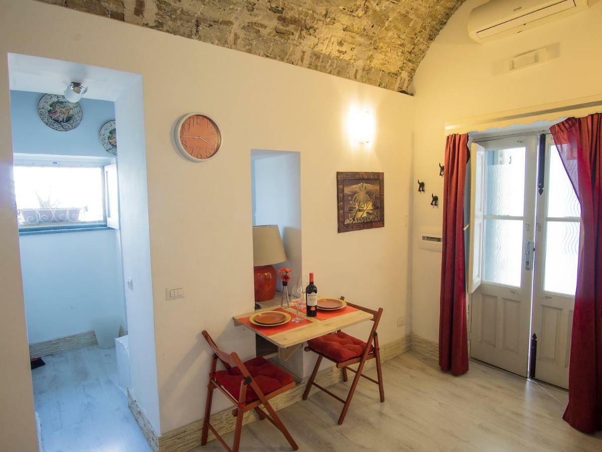 La Casa Dei Nonni Lejlighed Giardini Naxos Eksteriør billede